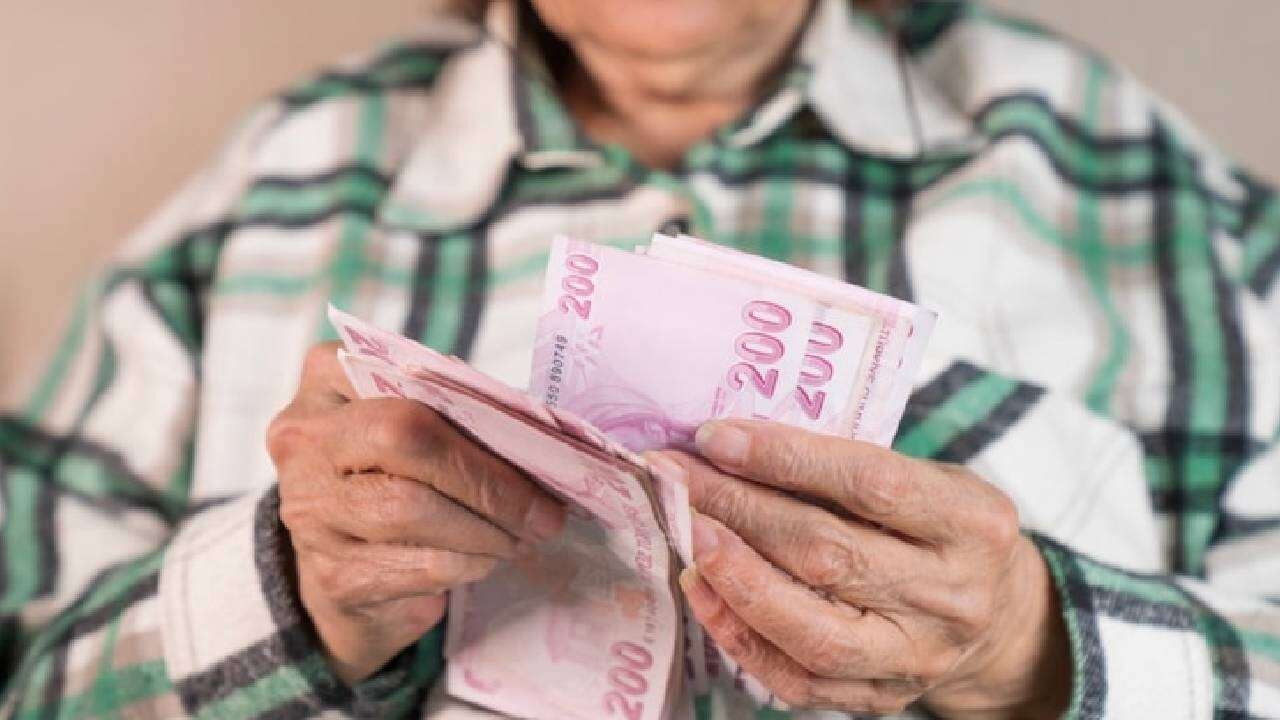 SGK Uzmanı Dilek Ete tarihi resmen açıkladı: Emekli maaşlarına ek zam geliyor! 3